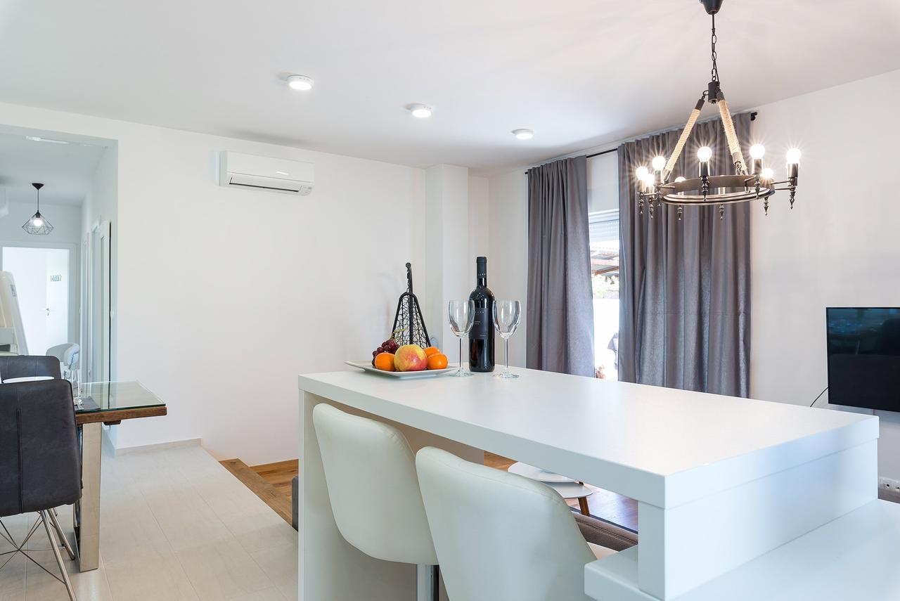 Donato With Jacuzzi Villa Zadar