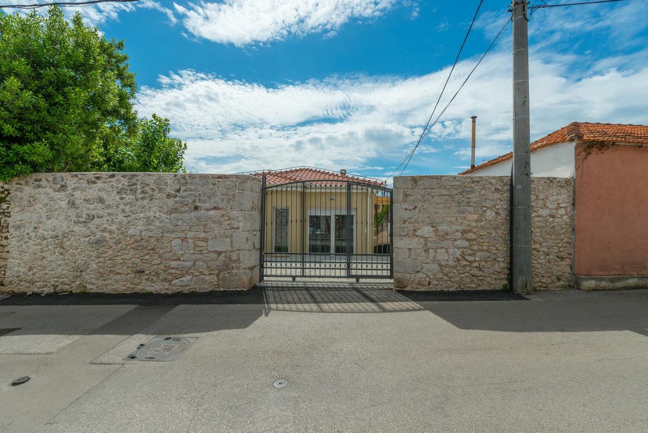 Donato With Jacuzzi Villa Zadar